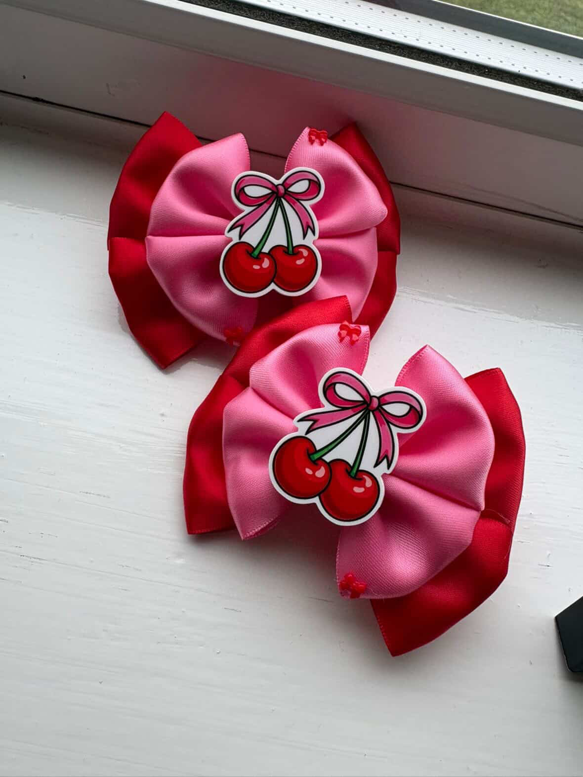 Pink & red cherry piggies❤️🩷