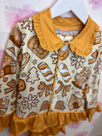 Gingerbread house 🎄 girls Christmas pyjamas (PRE ORDER)