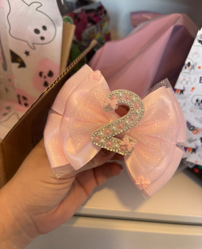 Deluxe birthday bow