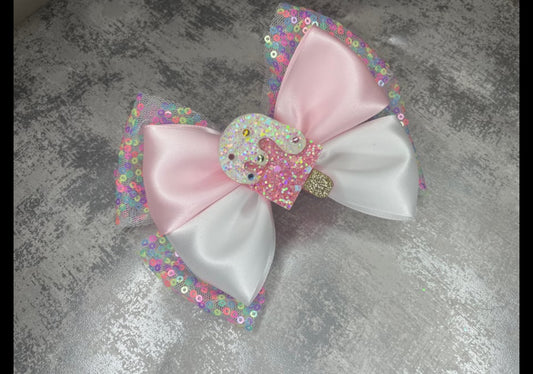 Ice cream sundae bow